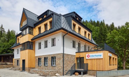 Twilight Grove Stylish Lounge Apartment 5 5