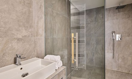 Trendy Mountain Terrace Retreat Apartment 2 3