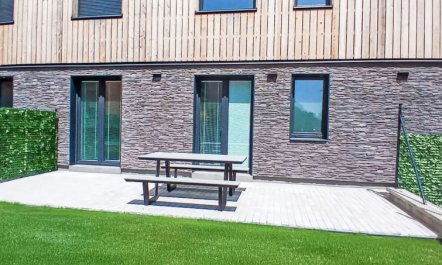 Chic Mountain Terrace Lounge 4