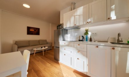 Serene Glow Nook & Terrace Apartment 2 5