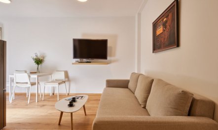 Serene Glow Nook & Terrace Apartment 2 1