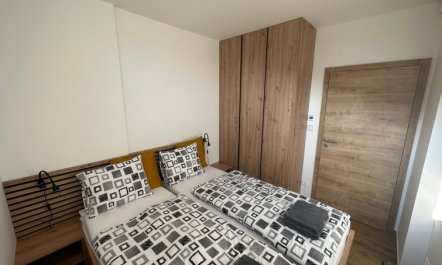 13ka Ground Oasis with Terrace Apartment 2 2