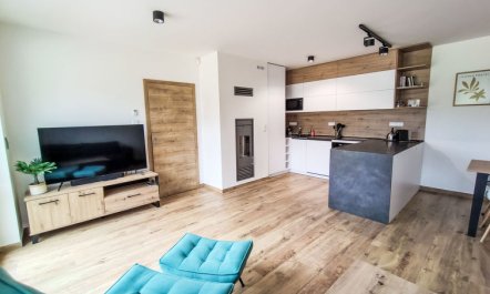 13ka Ground Oasis with Terrace Apartment 2 6