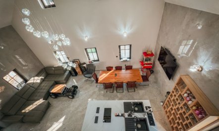 Party & Friends Villa 1