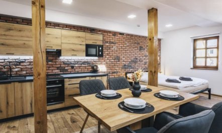 Historic Centre Apartment 2 2