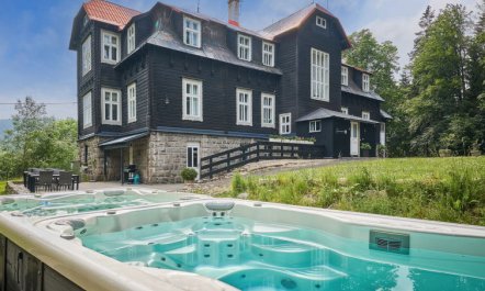 Château Josefův Důl