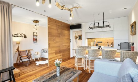 Růže Apartment 4 5