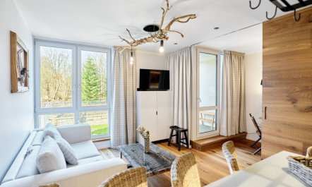 Růže Apartment 4 2