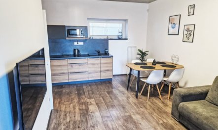 Lakeview Luxury Lodge & Garden 6