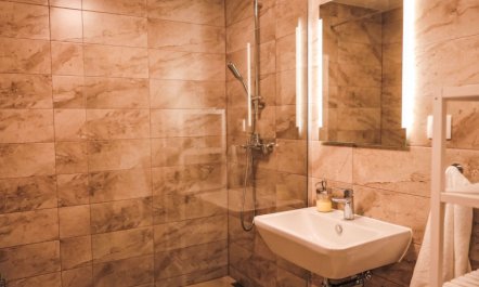 Proton Apartment 11 4