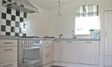 Wiringherlant Holiday Home 7 3