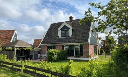 Wiringherlant Holiday Home 6