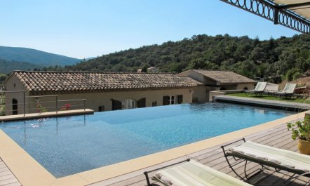 Le Mas de la Roche 1