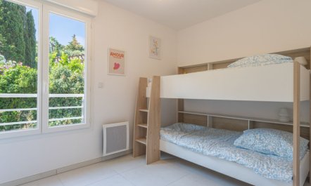 151 Bay Street Apartment 2 2