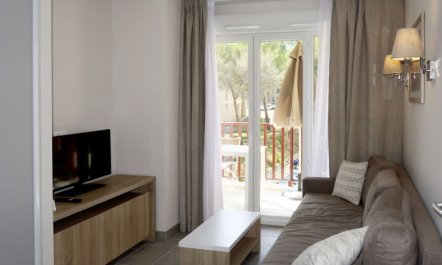 Les Canissons Apartment 4 2