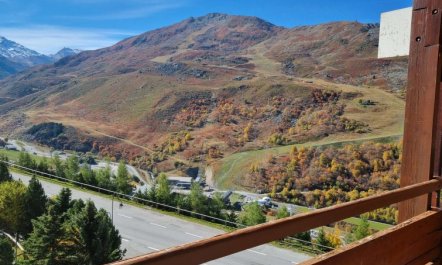 Burons 709/718 Apartment 3 3