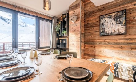 Le Curling B (Val Claret) Apartment 43