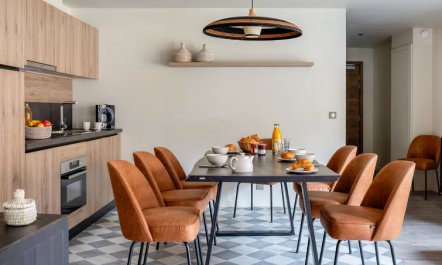 Ynycio Apartment 3 1