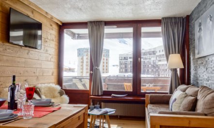 Le Prariond (Val Claret) Apartment 7 6