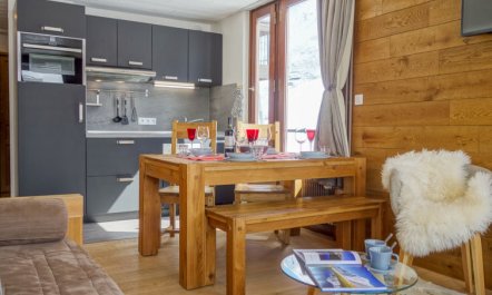 Le Prariond (Val Claret) Apartment 7